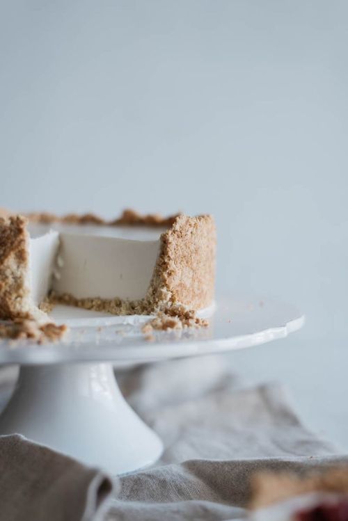 intensefoodcravings:  Coconut Custard Tart | By the Sea
