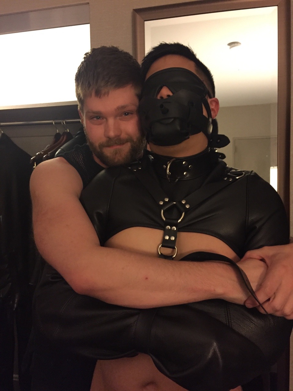 rbrlover:  I finally got some fun times with my hardworking IML roommates. I got