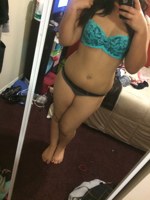 your-daily-models:  ownedlilprincess:  bought so many goodies yesterday!💕🎀  Cute body 😊