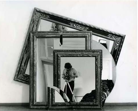 fawnvelveteen:Michelangelo Pistoletto, The Form of the Mirror, 1975-1978