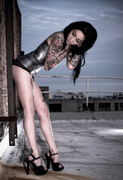 tattooedladiesmetal:  Tattooed Beauties