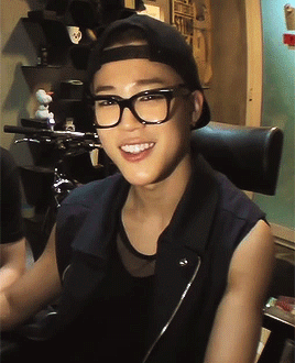 bts-foreheads: 19/∞ gifs of bangtan’s foreheads 