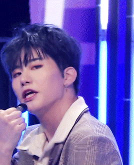 hoechans: remember me x seungsik @ 171112 inkigayo