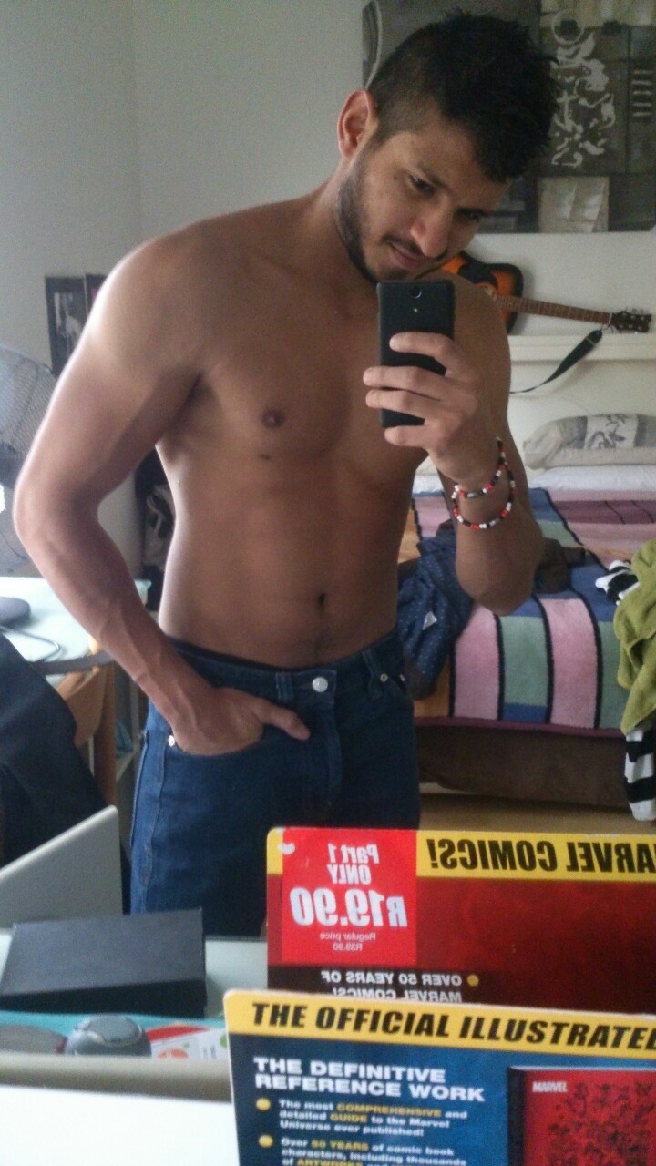 nevergoingbackthere:  Topless selfies! 