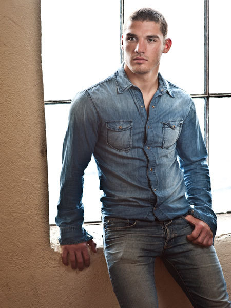 thebeautyoftheplanetearth:  Kerry Degman ｜Wiener Models