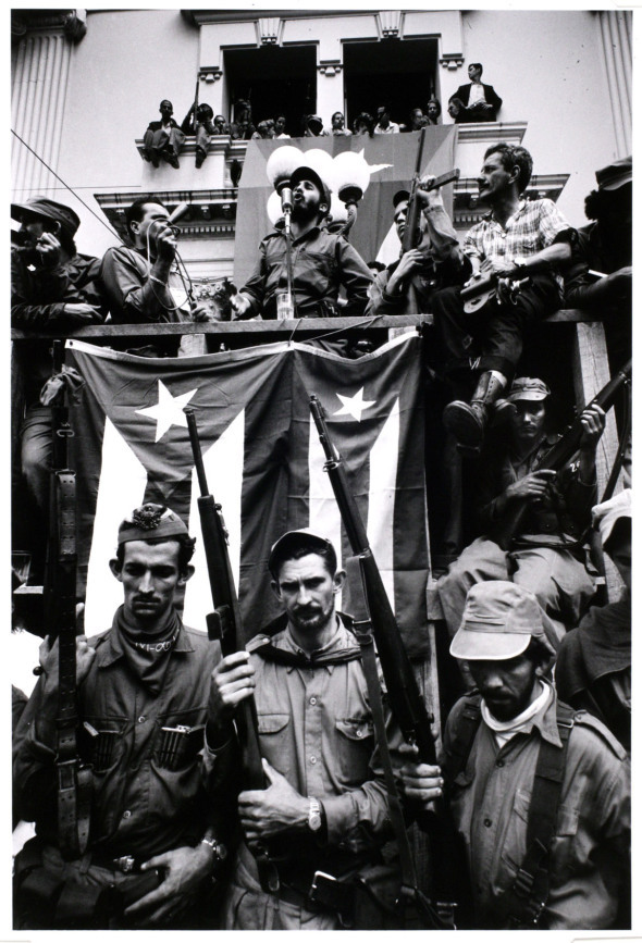  Fidel Castro in the town liberated by Ernesto Che Guevara delivering a speech that