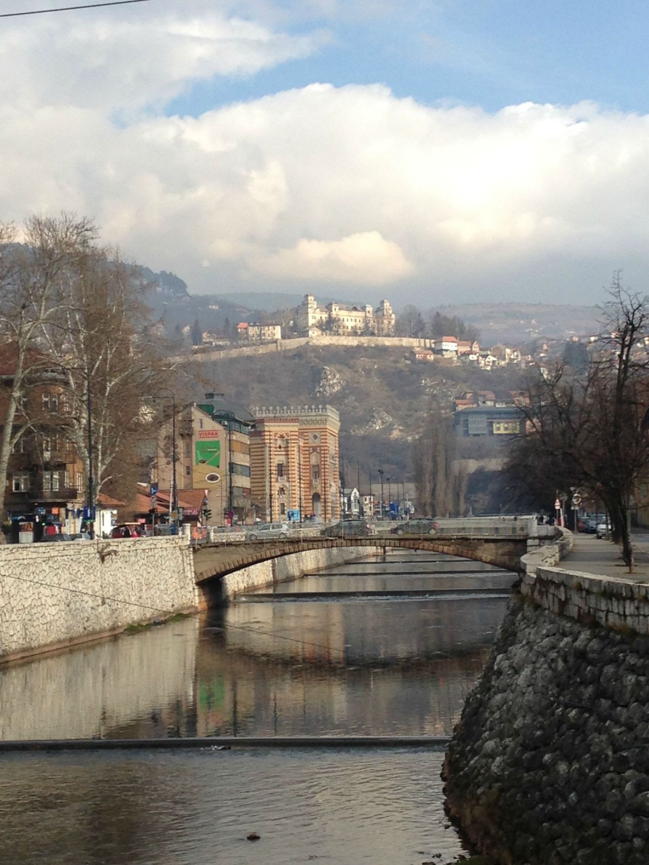 citylandscapes:  Sarajevo, looking up the Sava River