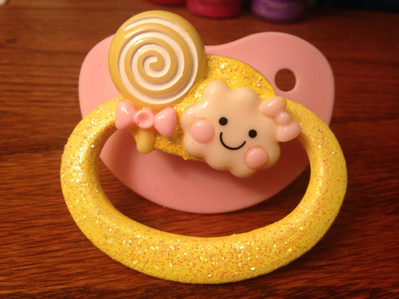 littlebabybigplaypen:  I hope you like these! 🙈🎀  (www.littlebabyBigPlaypen.storenvy.com)