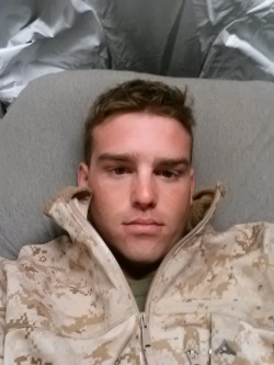 servicemarriedmen:  Hot Marine who, when