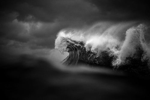 inmysparetime13:  trirunner320:  bobbycaputo:  A Black and Blue Life: A Coal Miner Becomes a Photographer of Exquisite Waves and Seascapes  Australian photographer Ray Collins first picked up a camera in 2007 and used it to photograph his friends surfing