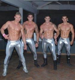 tightgearguys:  So TIGHT! 