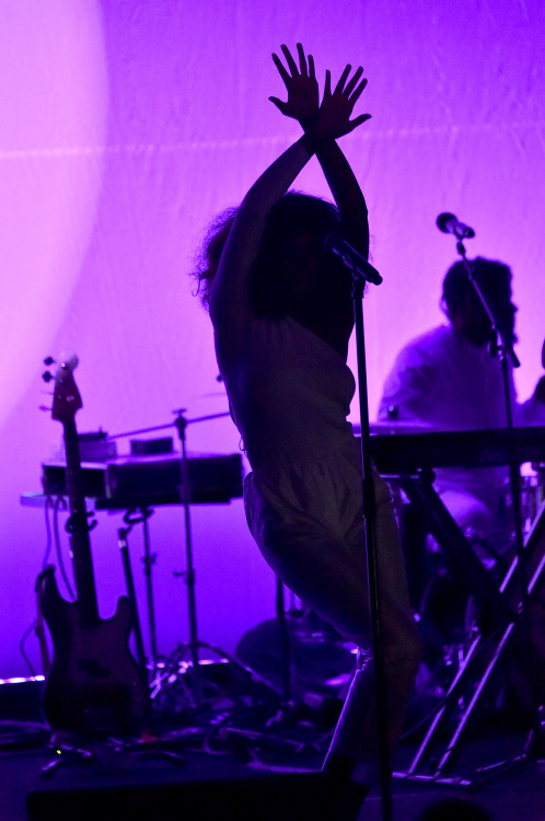 celebsofcolor:Solange Knowles performs onstage at the Busboys and Poets’ Peace Ball: Voices of Hope 