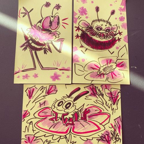 . . . #doodling #postitart #sketching #bees https://www.instagram.com/p/CMqTi6RDxiF/?igshid=1wvh77