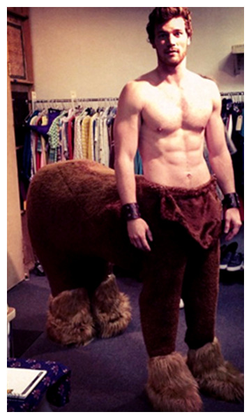 male-and-others-drugs: Derek Theler sem camisa