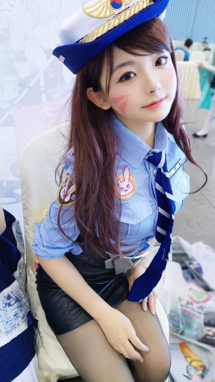 RT @vjingyinling: 逮捕するよ~ Police D.Va Cosplay#Overwatch t.co/l2iHSkRAGi