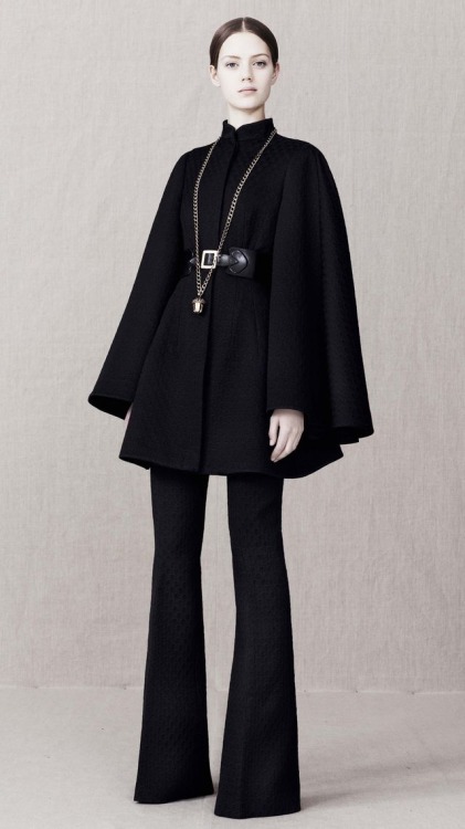 darkfashiondaily: MCQUEEN fashion’s dark side, daily