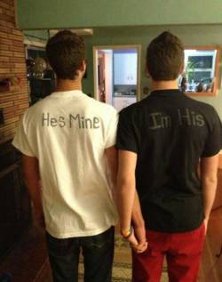 th4tsfetch:  gayteenlovee:  New art project guys! (:  I seen