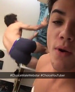 boyishbubbles: ‼️‼️Ethan and Grayson Dolan (16 year old twin Viners/YouTubers) Have A$$ 