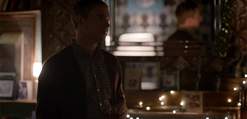 Steven Moffat: “If you watch this show carefully, there is a subtext about John drinking.”I’d 