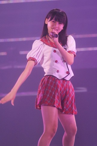 girls48:  Naachan is painfuly beautiful and also KojiMako T_T