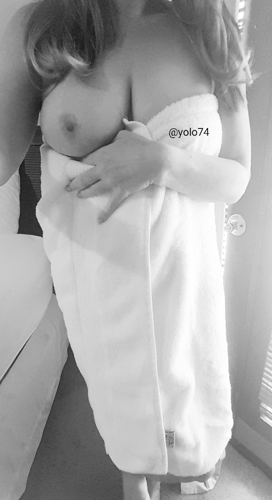 yolo74:  Towel Porn Thursday ❤ #me