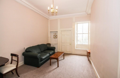 £1,200 pcm. 2 br. Bath, Somerset.