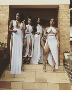 jjsinterlude:  uglyassprettyboy:  naturallycurlycoco:  tillerboomin:  numberonemovement:  These must be the muses from Hercules the Disney movie   It gotta be   This is how you go to a greek party  God damn  BRUH!!!!