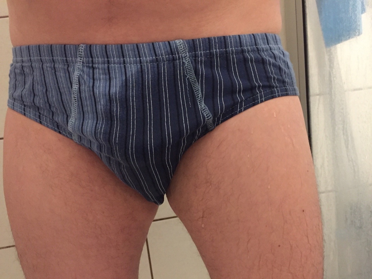 wetdude792:peed my cheap briefs