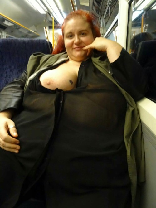 bbwjuju:  Train ride back from London 