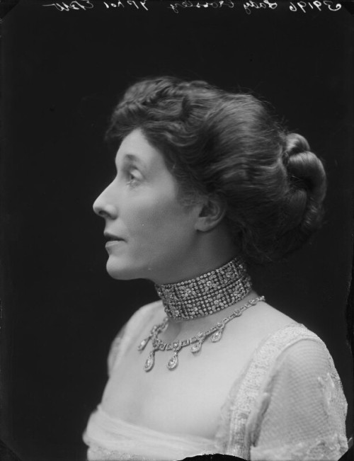 Phyllis Crossley, Lady Somerleyton