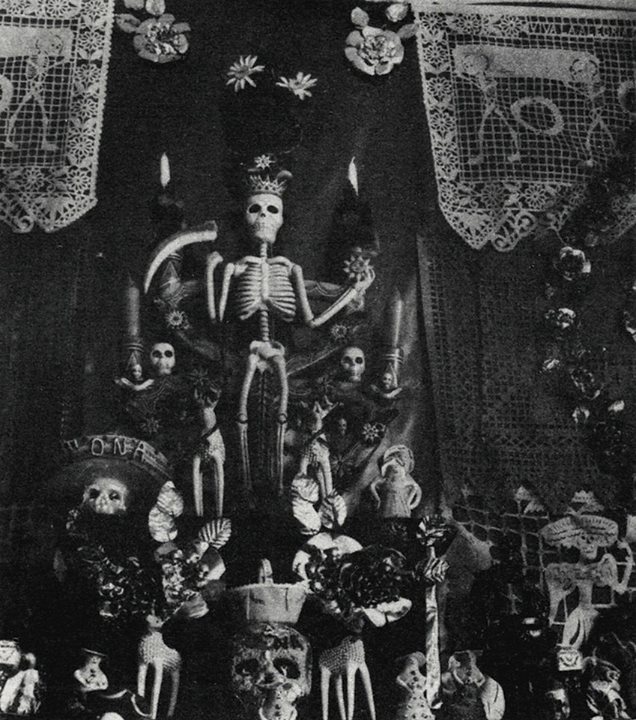 dark-archive:  ‘Altar de Muertos’ - ‘All Souls’ Day altar in a private home