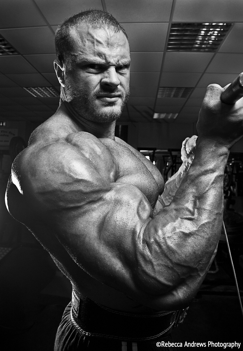 bigjoetex:  James Hollingshead 