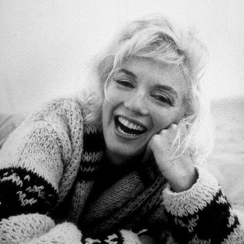 dicaprio-diaries:Marilyn Monroe photographed by George Barris, 1962