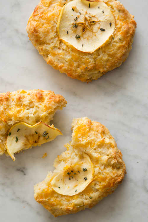foodffs:  Apple & Cheddar SconesReally nice recipes. Every hour.Show me what you cooked!