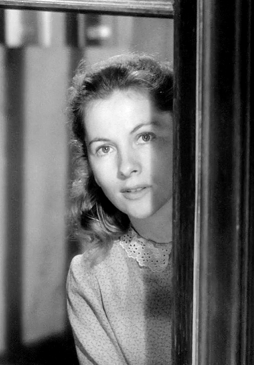classicactresses-blog:Joan Fontaine in “Letter from an unknown woman” (1948)