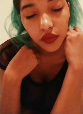 your-sugarpot: I made my own GIFs!  I’m slowly getting more comfortable with my