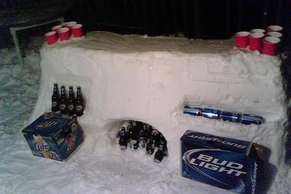 lifehackable:  I still hate the snow, but ayeeeee