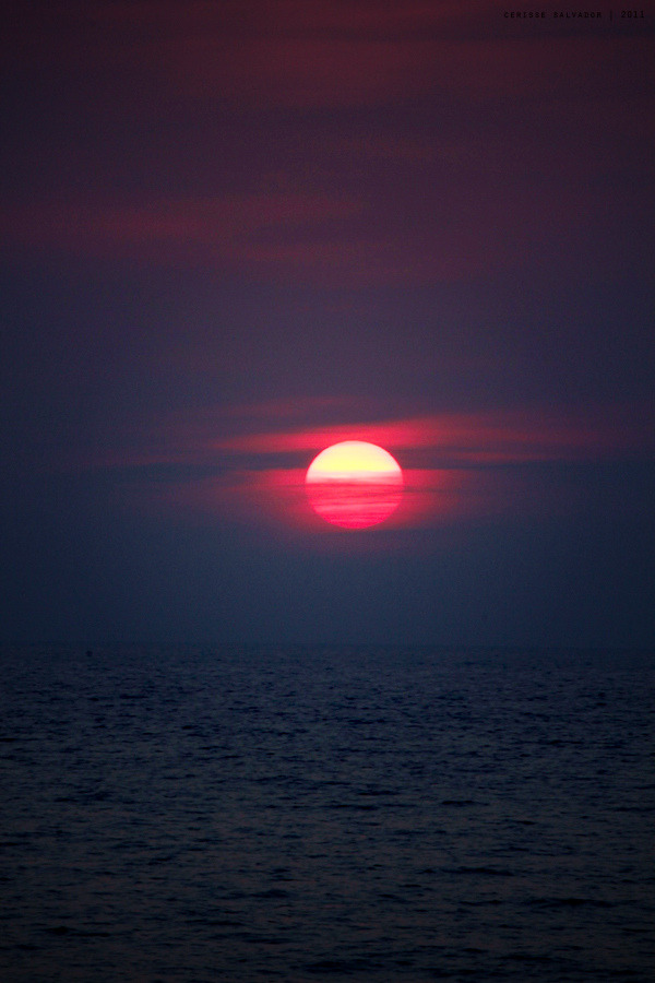 mystic-revelations:  Red Sunset (by Cerisse ★) 