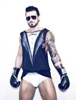 Stuart Reardon By Leonardo Corredor