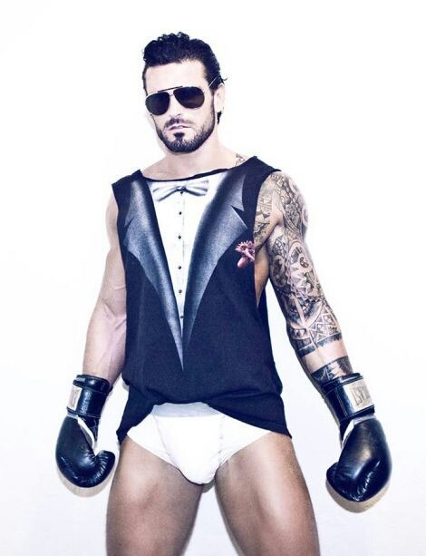 Stuart Reardon by Leonardo Corredor porn pictures