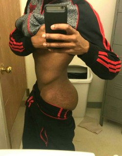 Tbhitismackdamost:  Dem Ones… Lowkey Shawwwty Got Much Ass Inside That Track Suit.