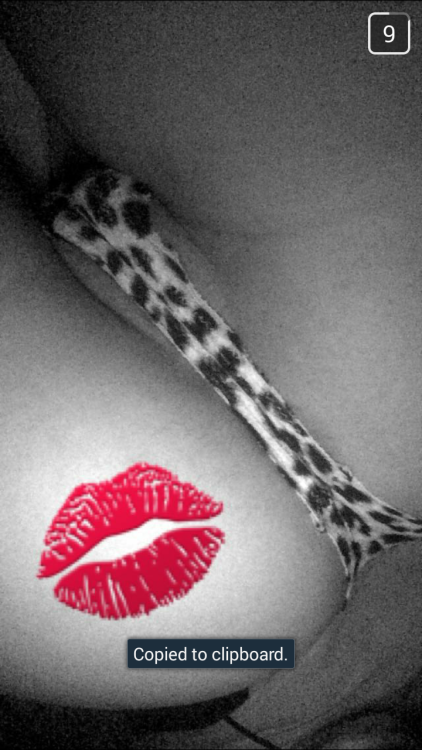 yozerman:She’s sending the right Snapchats if she wants me to come home and fuck her hard.