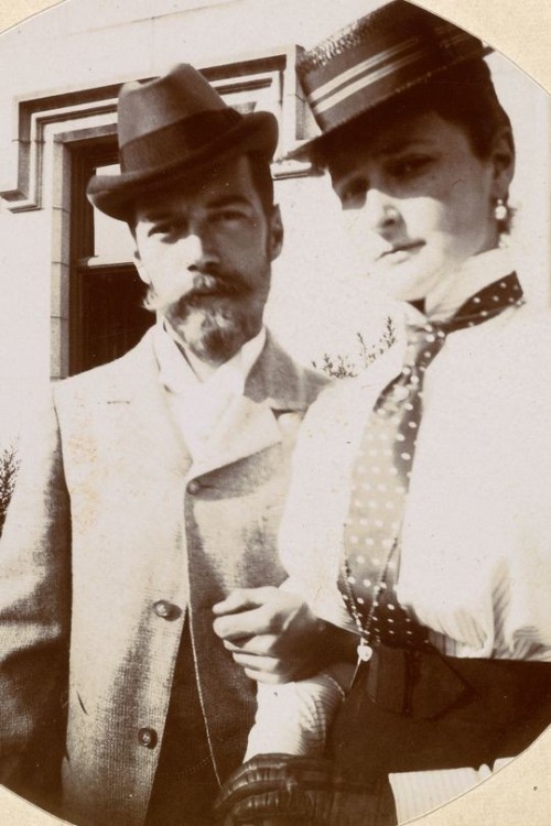 jagiellonczyk:Nicky and Alix (1896)