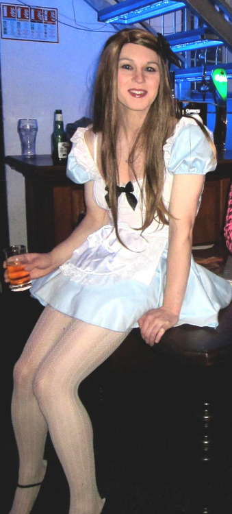 mymmmmasquerade:  lusty-crossdresser:  FemBoi   Really, I am old enough for that as well…mmmm