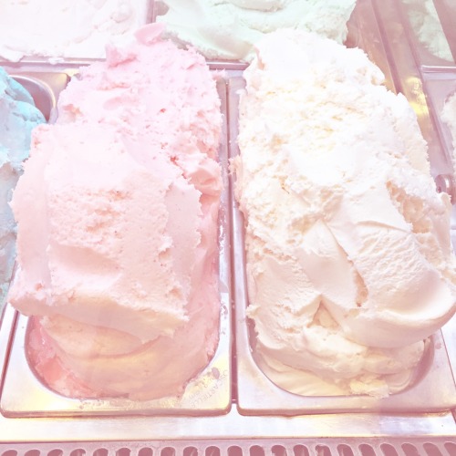 pastel-blaster: ice cream ✨