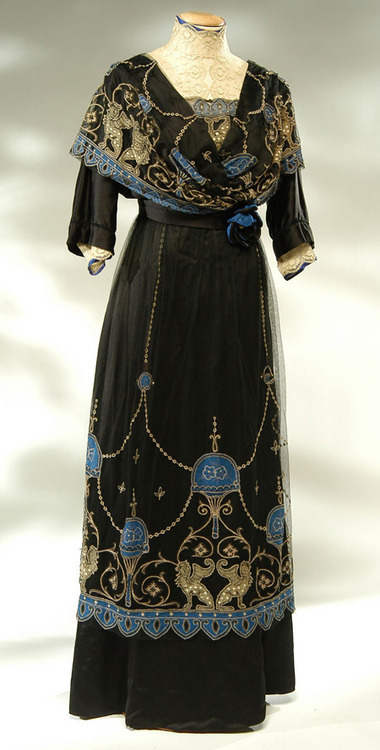 1-2. Ensemble by Thurn, ca 19103. Evening dress 1908 by Jays Ltd4. Evening dress, 1909-115. Evening 