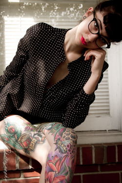 tattooedwomenarebeautiful:  Modèle: Erin