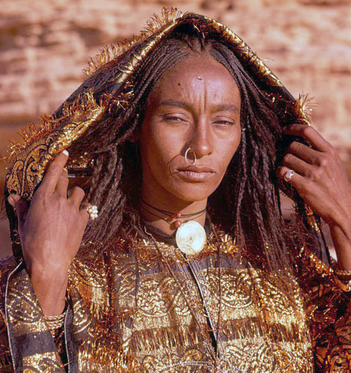 sahelle:Toubou woman from Chirfa, NigerToubou people are from Niger, Tchad and LibyaPhoto: taken in 