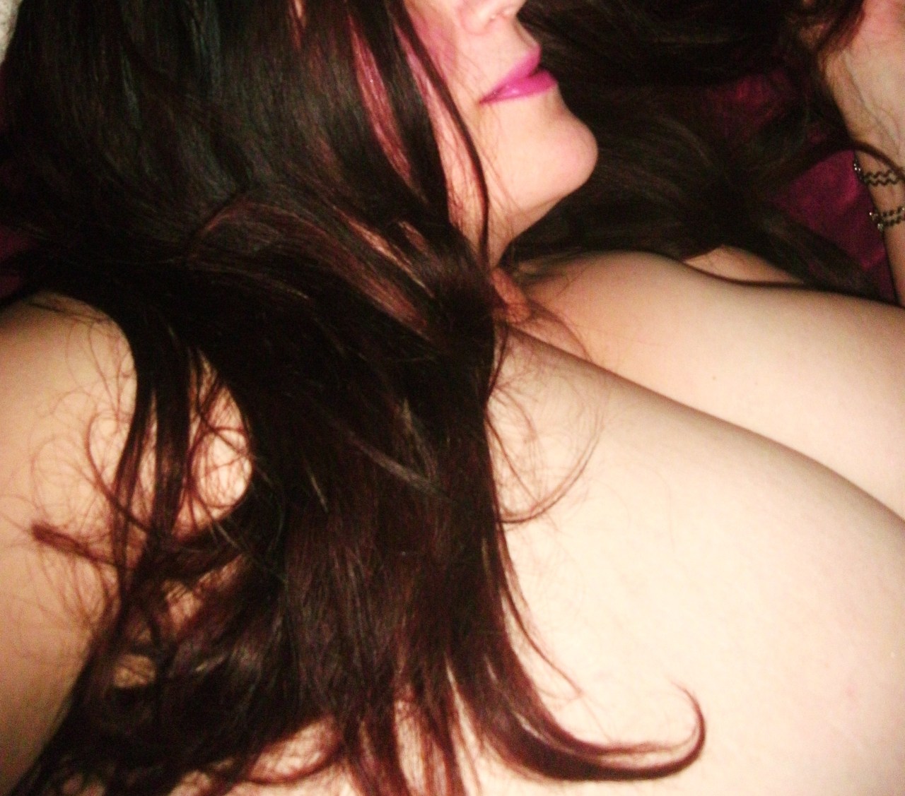 mylonelybreasts:  i like these bettter..the ‘posed’ boobs