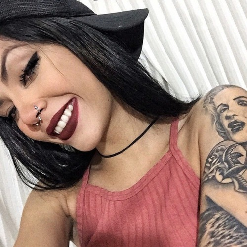 http://streetgrl.tumblr.com/post/162134438177